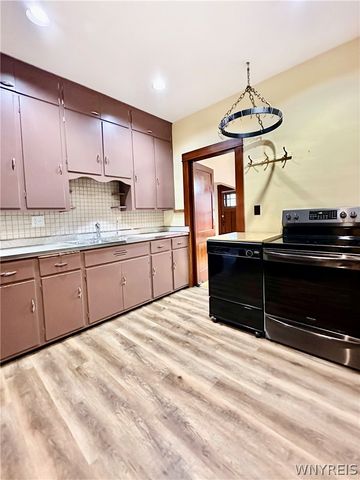 280 Maple Avenue, Hamburg, NY 14075