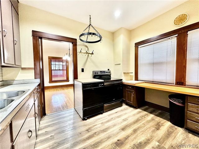 280 Maple Avenue, Hamburg, NY 14075