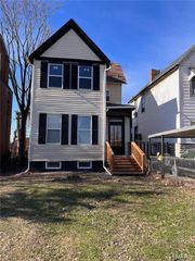 1215 N Euclid Avenue, St Louis, MO 63113