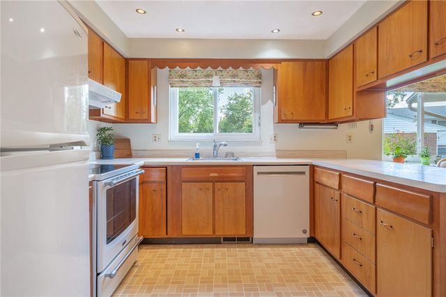5400 Newell Drive, Kettering, OH 45440