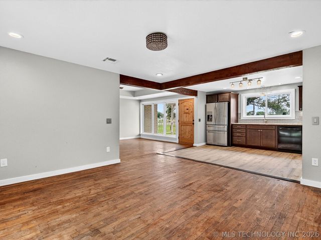 396950 W 1300 Road, Dewey, OK 74029