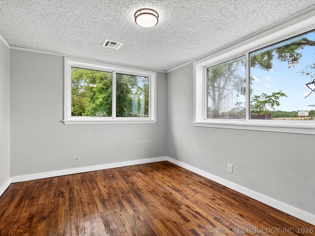 396950 W 1300 Road, Dewey, OK 74029