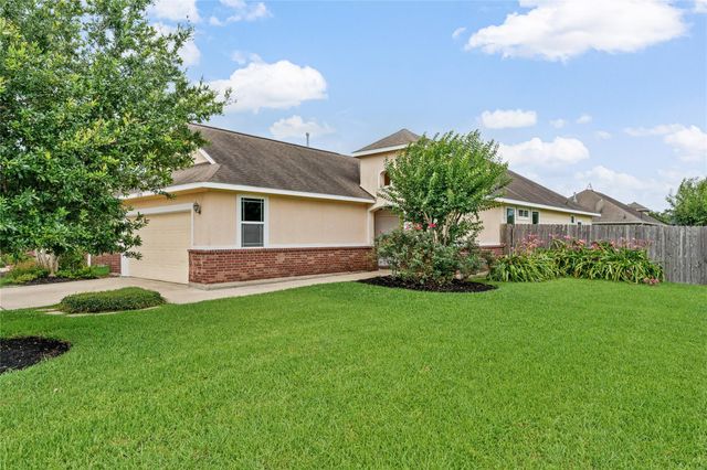 11731 Diamond Court, Mont Belvieu, TX 77535