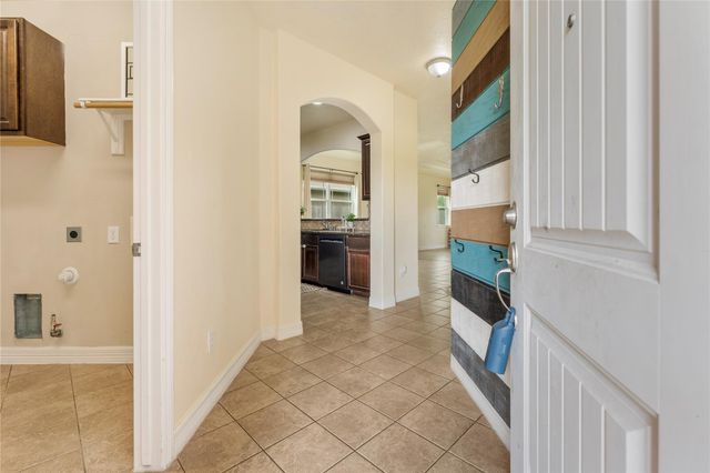 11731 Diamond Court, Mont Belvieu, TX 77535