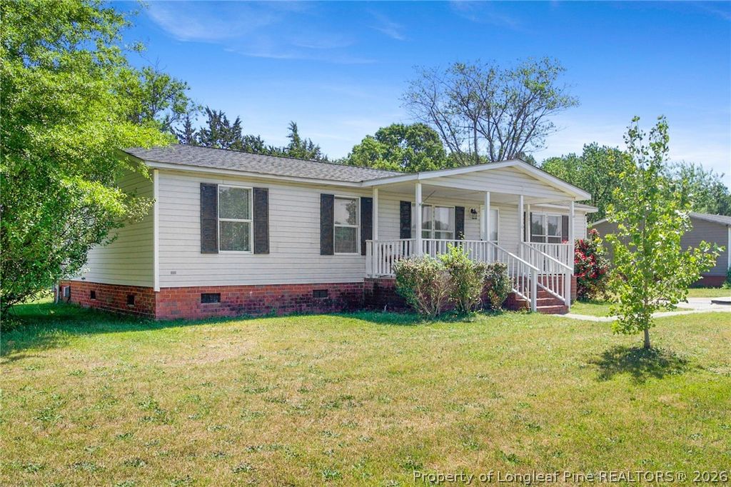 1701 O'Bannon Drive, Raeford, NC 28376 — photo 3