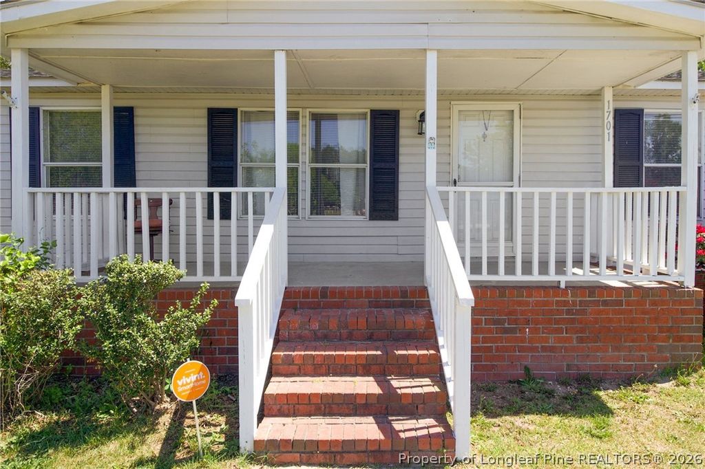 1701 O'Bannon Drive, Raeford, NC 28376 — photo 4