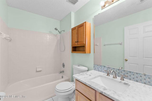 9055 BRIDGECREEK Drive, Jacksonville, FL 32244