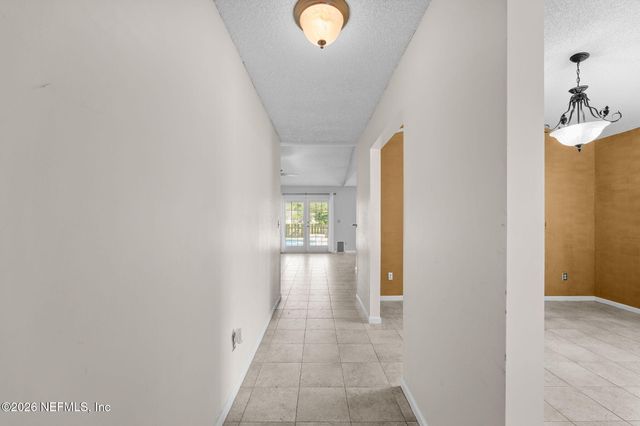 9055 BRIDGECREEK Drive, Jacksonville, FL 32244