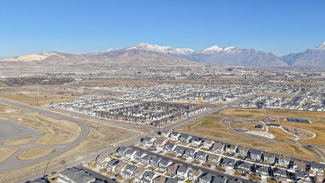 2647 N WALLACE WAY, Lehi, UT 84048