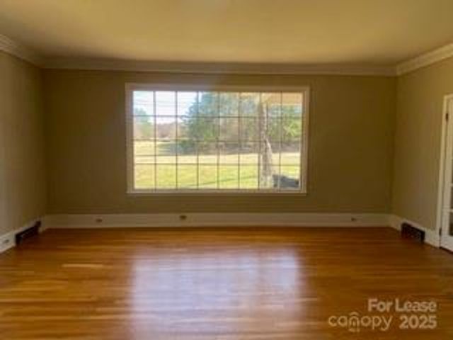 493 Burtonwood Drive, Gastonia, NC 28054