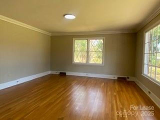 493 Burtonwood Drive, Gastonia, NC 28054
