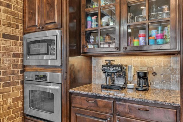 12118 Copper Circle, Lindale, TX 75706