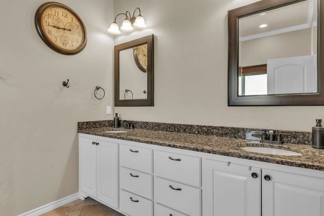 12118 Copper Circle, Lindale, TX 75706