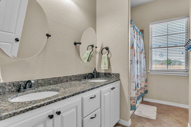 12118 Copper Circle, Lindale, TX 75706