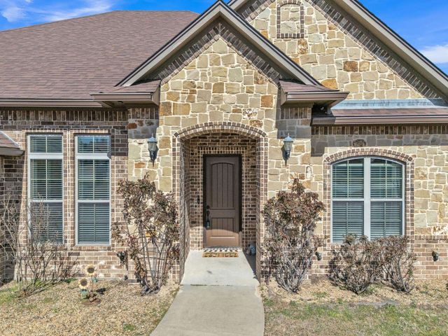 12118 Copper Circle, Lindale, TX 75706