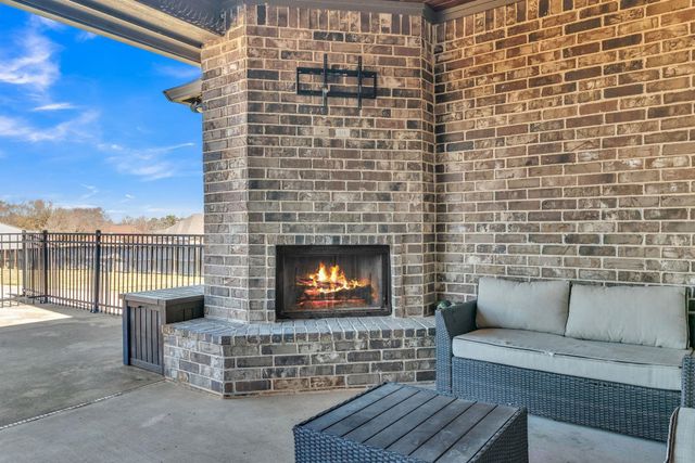 12118 Copper Circle, Lindale, TX 75706