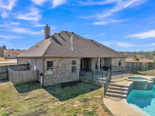 12118 Copper Circle, Lindale, TX 75706