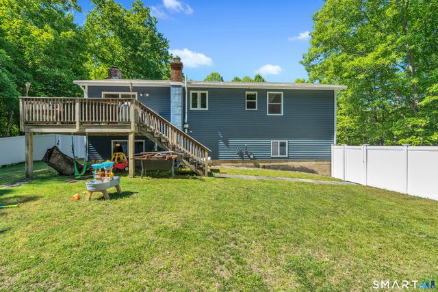 1455 Old Colchester Road, Montville, CT 06370