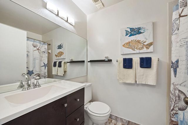 7673 Tahiti Lane 203, Lake Worth, FL 33467