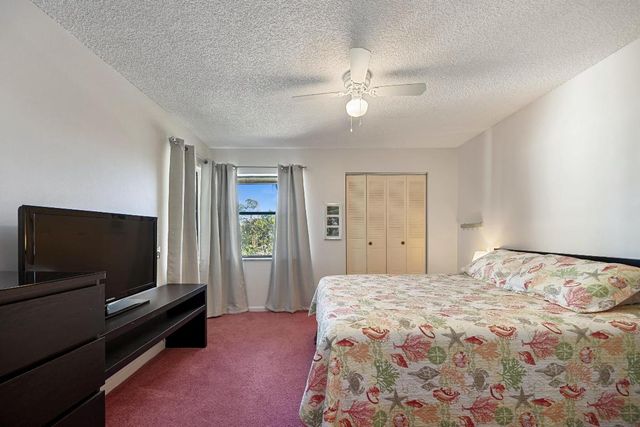 7673 Tahiti Lane 203, Lake Worth, FL 33467