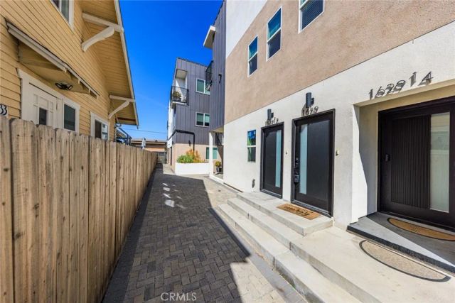 1631 S New Hampshire Avenue 1629.5, Los Angeles, CA 90006