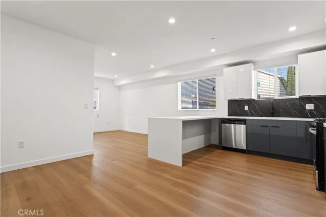 1631 S New Hampshire Avenue 1629.5, Los Angeles, CA 90006