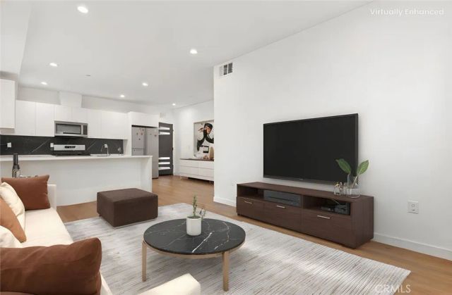 1631 S New Hampshire Avenue 1629.5, Los Angeles, CA 90006