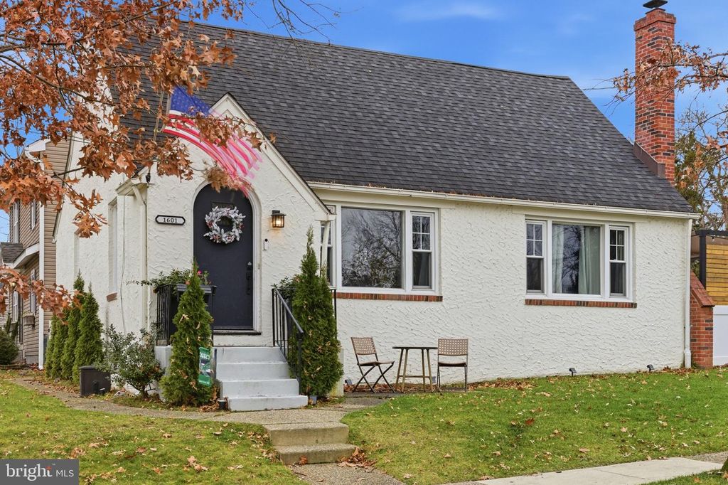 1601 OAK AVE, Haddon Heights, NJ 08035