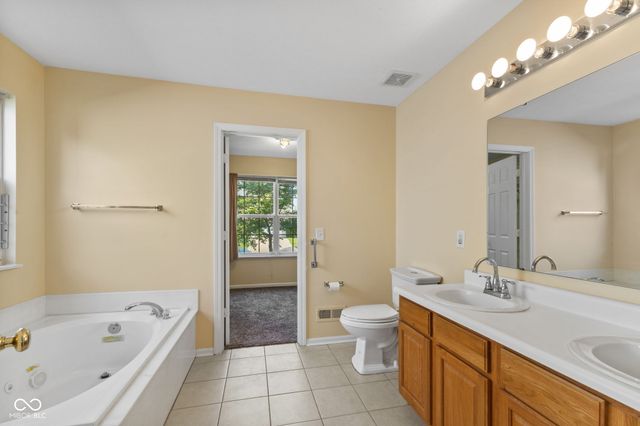 10847 Greenleaf Drive, Indianapolis, IN 46229