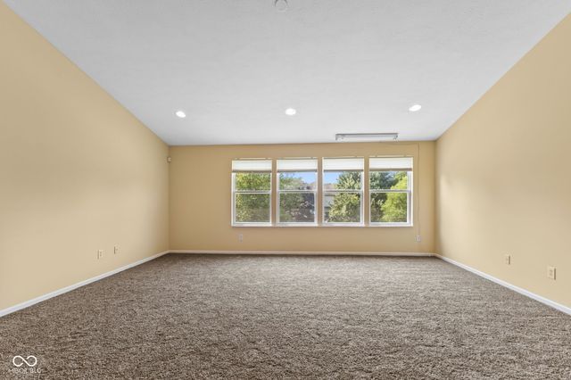 10847 Greenleaf Drive, Indianapolis, IN 46229