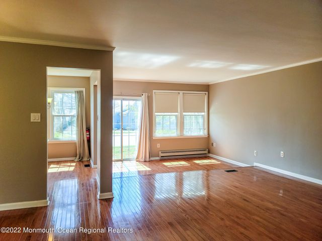 2D Aaron Burr Court, Monroe, NJ 08831