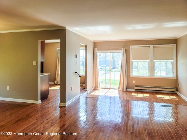 2D Aaron Burr Court, Monroe, NJ 08831