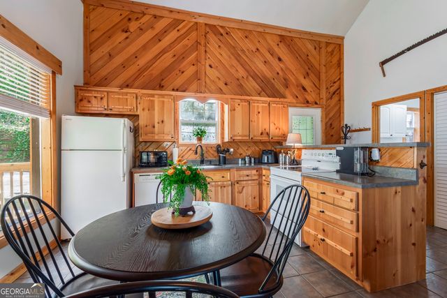 204 Fortenberry Creek Road, Blairsville, GA 30512