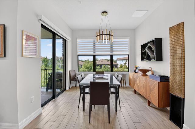 21956 Canadensis Circle 201, Boca Raton, FL 33428
