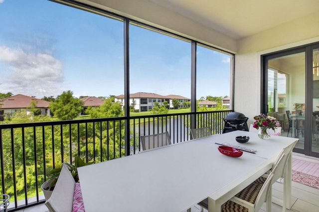 21956 Canadensis Circle 201, Boca Raton, FL 33428
