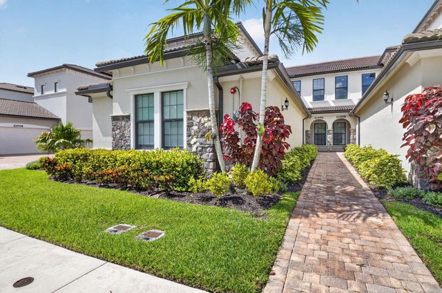 21956 Canadensis Circle 201, Boca Raton, FL 33428
