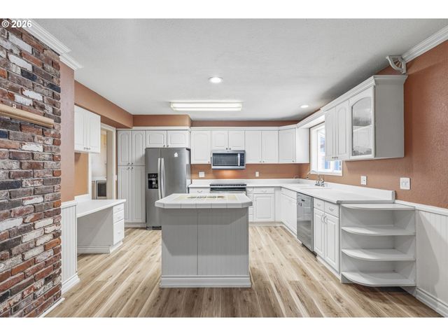 11805 Se 56TH Ave, Milwaukie, OR 97222