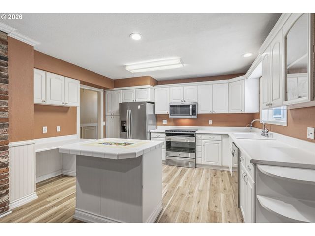 11805 Se 56TH Ave, Milwaukie, OR 97222