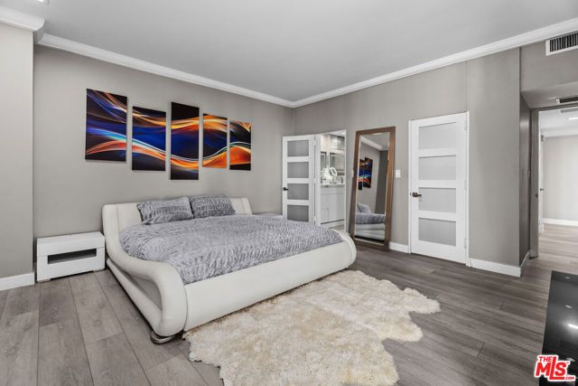 1333 S Beverly Glen Boulevard 605, Los Angeles, CA 90024