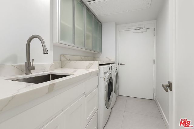 1333 S Beverly Glen Boulevard 605, Los Angeles, CA 90024