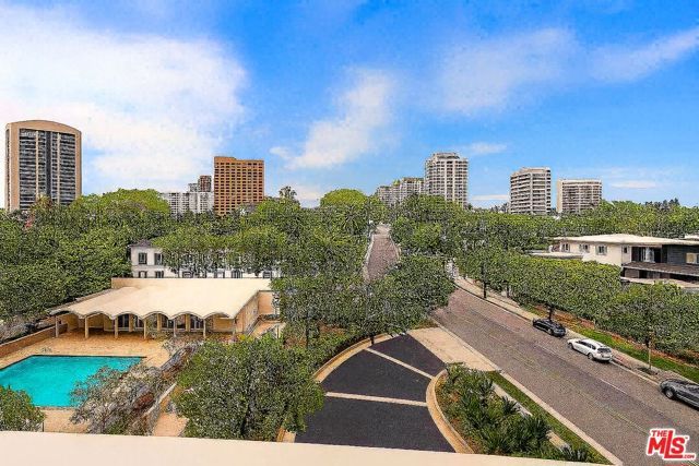 1333 S Beverly Glen Boulevard 605, Los Angeles, CA 90024