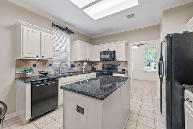 1734 Emerald Lake Court, Houston, TX 77062