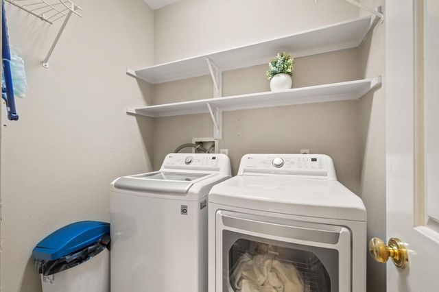 1734 Emerald Lake Court, Houston, TX 77062