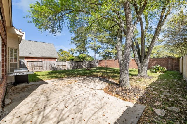 1734 Emerald Lake Court, Houston, TX 77062