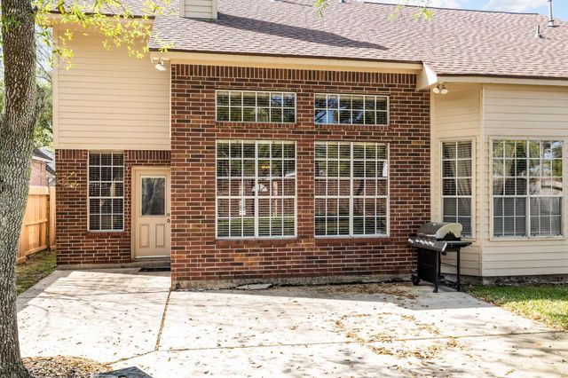 1734 Emerald Lake Court, Houston, TX 77062