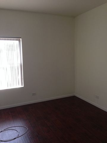 3600 S Wood Street 3F, Chicago, IL 60609