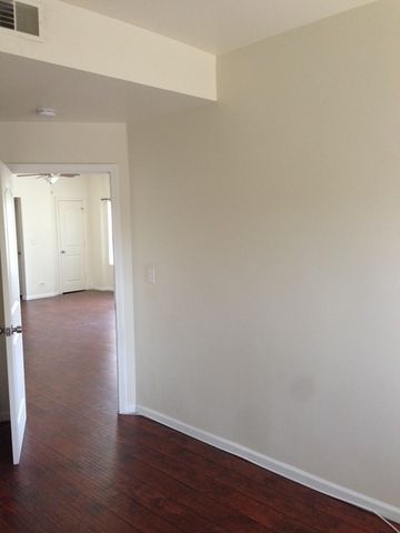 3600 S Wood Street 3F, Chicago, IL 60609