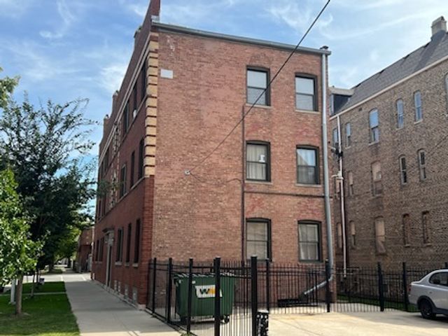 3600 S Wood Street 3F, Chicago, IL 60609