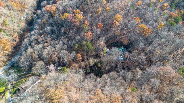 2020 Ruritan Rd, Harriman, TN 37748