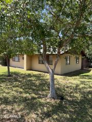 9124 N 12TH Street, Phoenix, AZ 85020